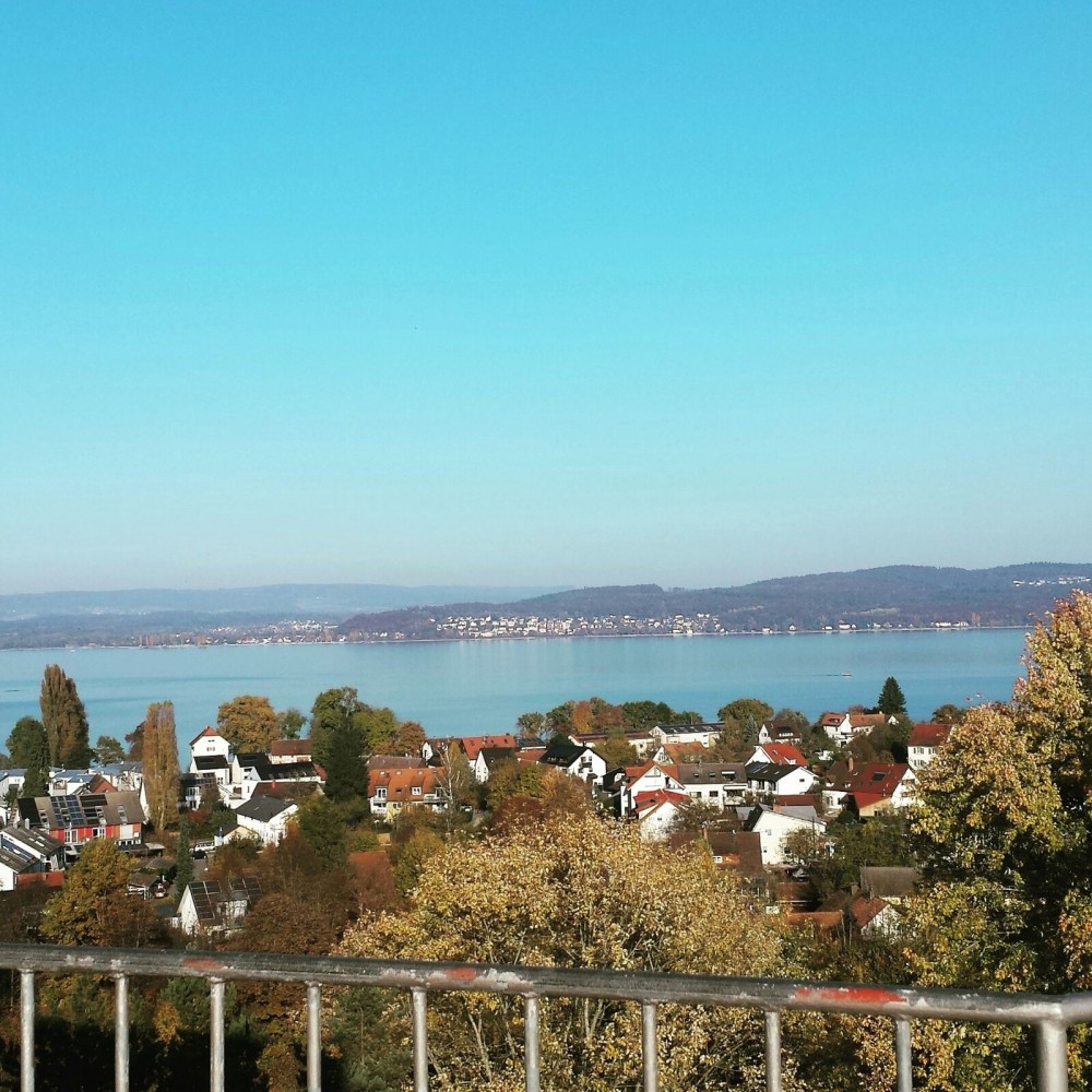 Het uitzicht vanuit de Menza op de Universiteit